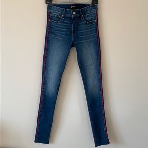 EXPRESS Mid Rise Denim Perfect Raw Ankle Leggings